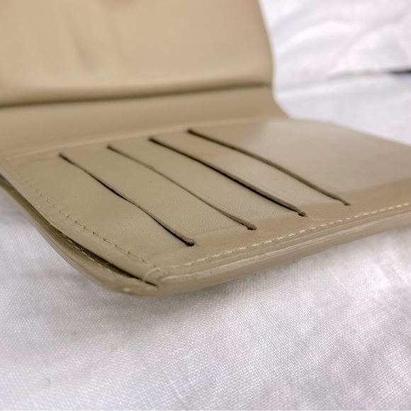 Louis Vuitton French Purse - Picture 8 of 16